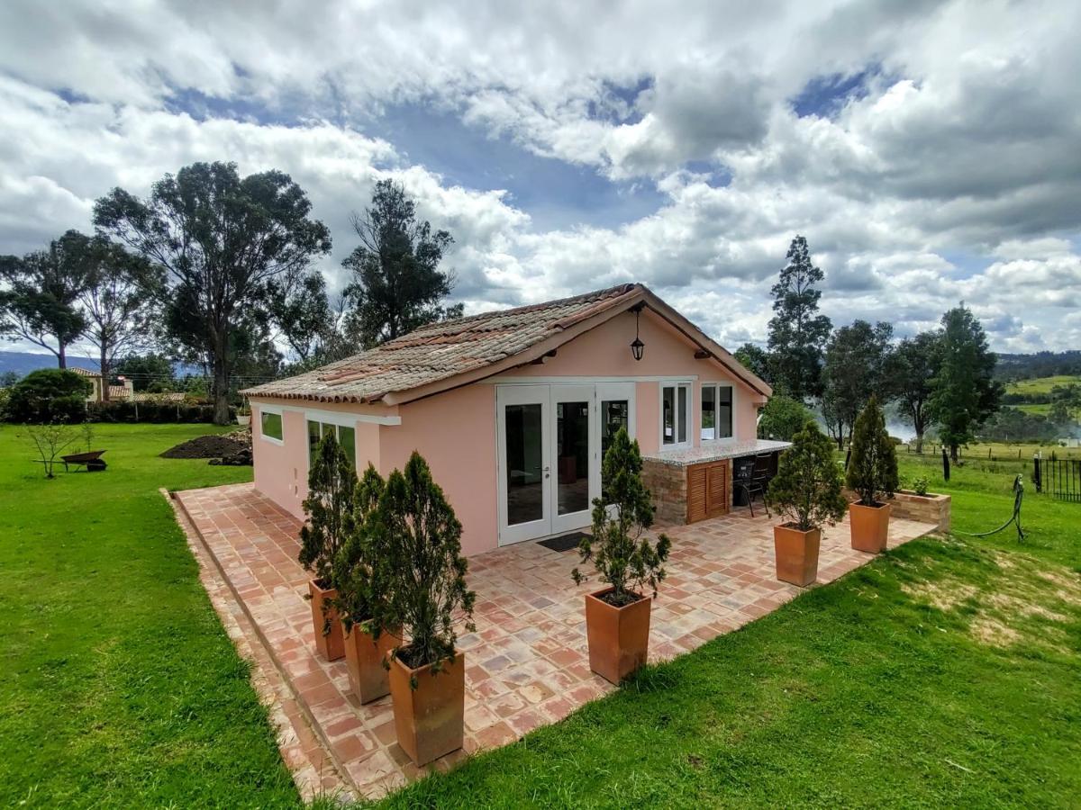 Hacienda El Pinar Del Viento Bed & Breakfast บียาเดเลย์บา ภายนอก รูปภาพ