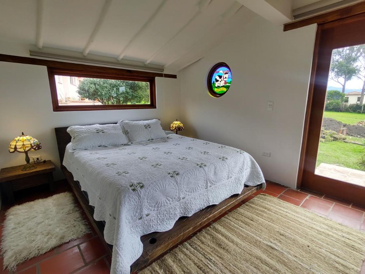 Hacienda El Pinar Del Viento Bed & Breakfast บียาเดเลย์บา ภายนอก รูปภาพ