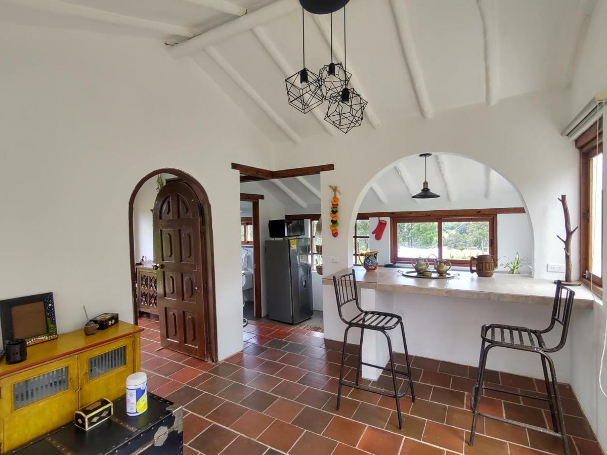 Hacienda El Pinar Del Viento Bed & Breakfast บียาเดเลย์บา ภายนอก รูปภาพ