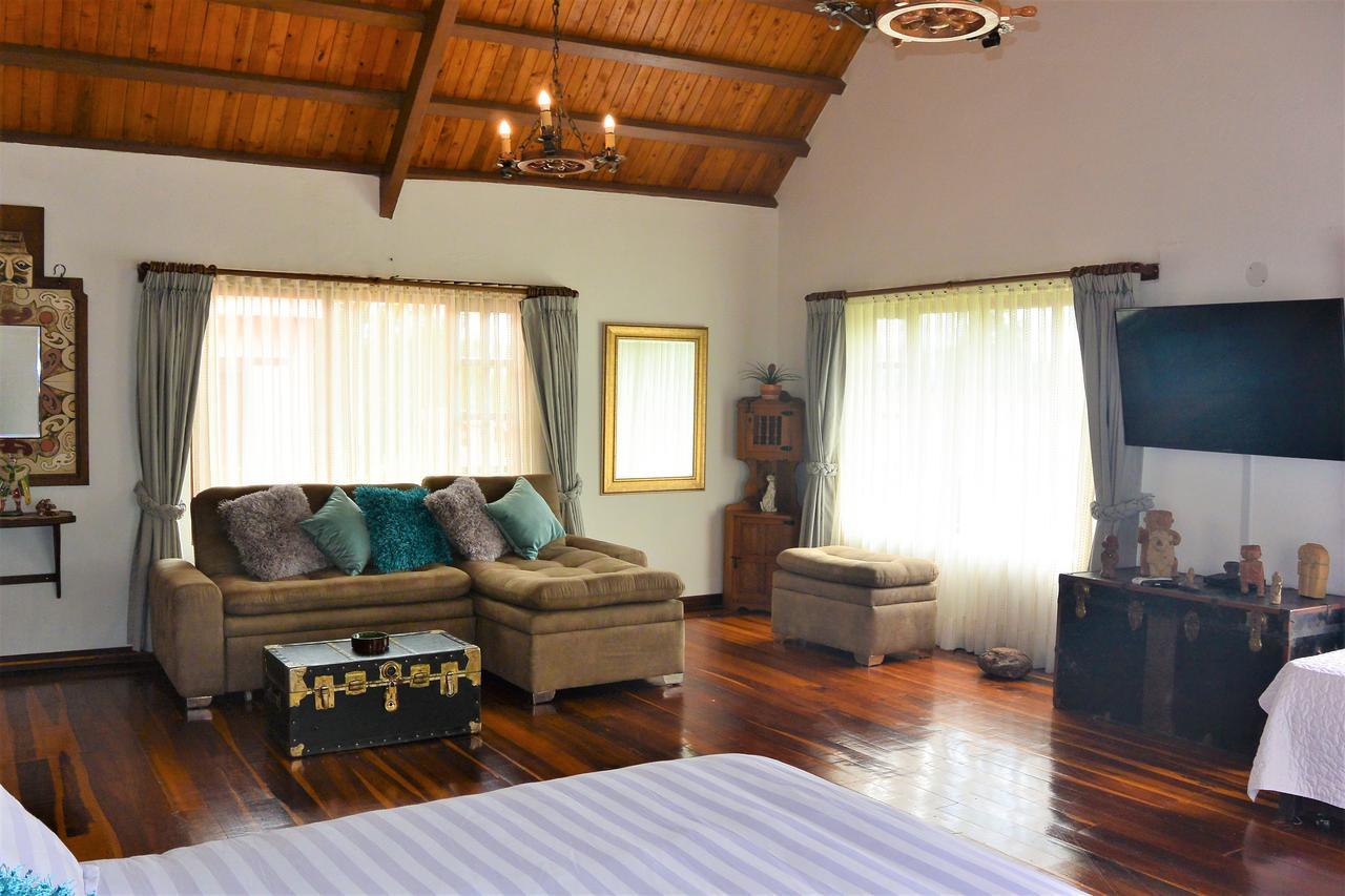 Hacienda El Pinar Del Viento Bed & Breakfast บียาเดเลย์บา ภายนอก รูปภาพ