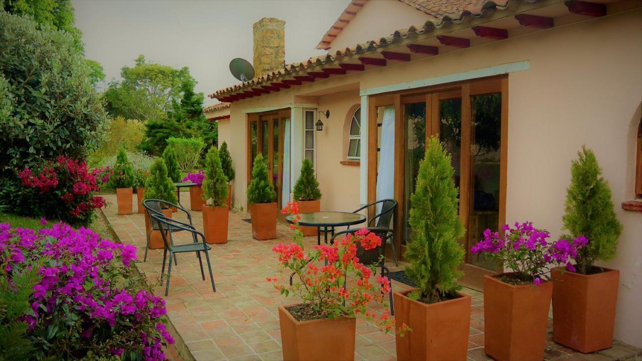 Hacienda El Pinar Del Viento Bed & Breakfast บียาเดเลย์บา ภายนอก รูปภาพ